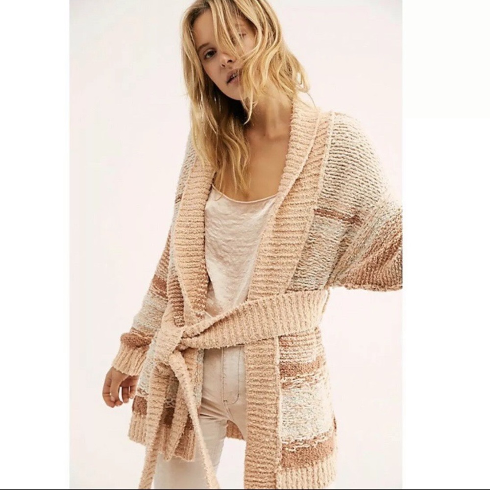 Free People Cozy Cabin Cardigan no tie